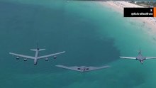 Video: B-2-, B-1B- en B-52H-bommenwerpers vliegen over Miami Beach