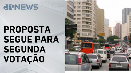 Câmara de São Paulo avança com projeto que afrouxa a Lei Cidade Limpa