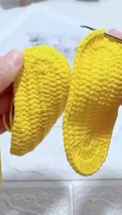 crochet shoes
