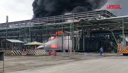 Ecuador, incendio nella pi? grande raffineria del paese