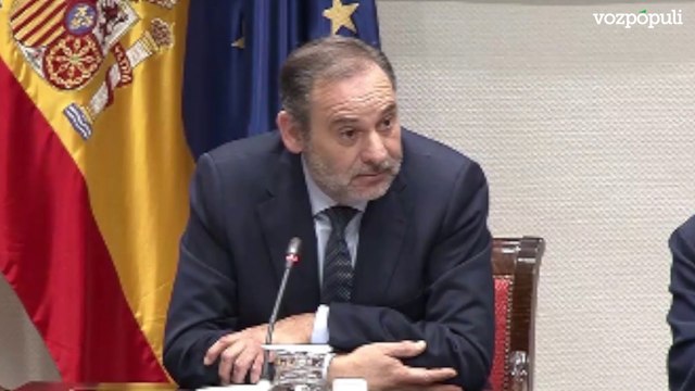 Ábalos niega ninguna relación con el Gobierno de Canarias para comprar material sanitario