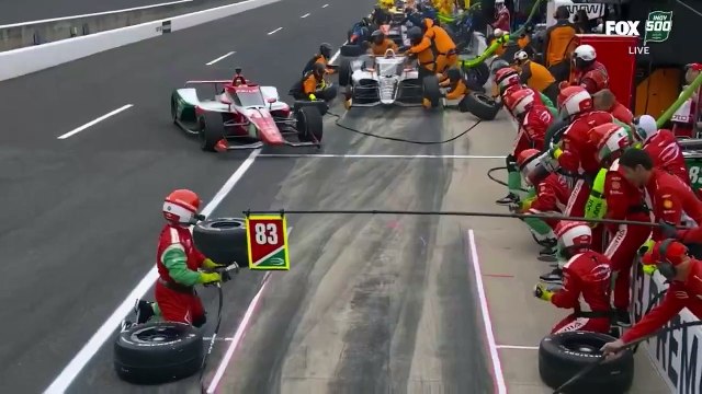 Un pilote perd le contrôle de sa voiture aux 500 Miles d’Indianapolis et percute ses mécaniciens: J’ai eu vraiment peur ! - VIDEO
