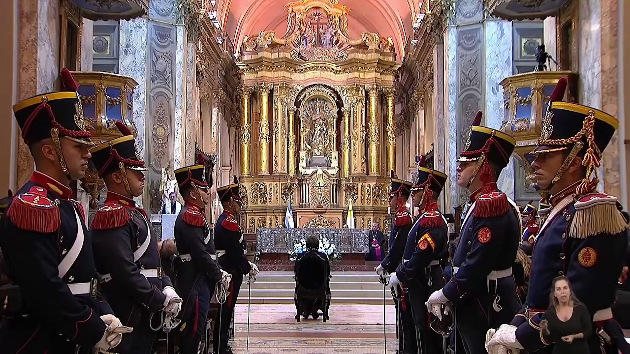 Severo diagnóstico del arzobispo porteño ante Javier Milei y sus ministros