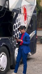 pramugari cantik bus Indonesia