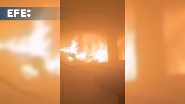 Una niña gazatí sobrevive al ataque israelí contra un colegio que mata a sus 6 hermanos