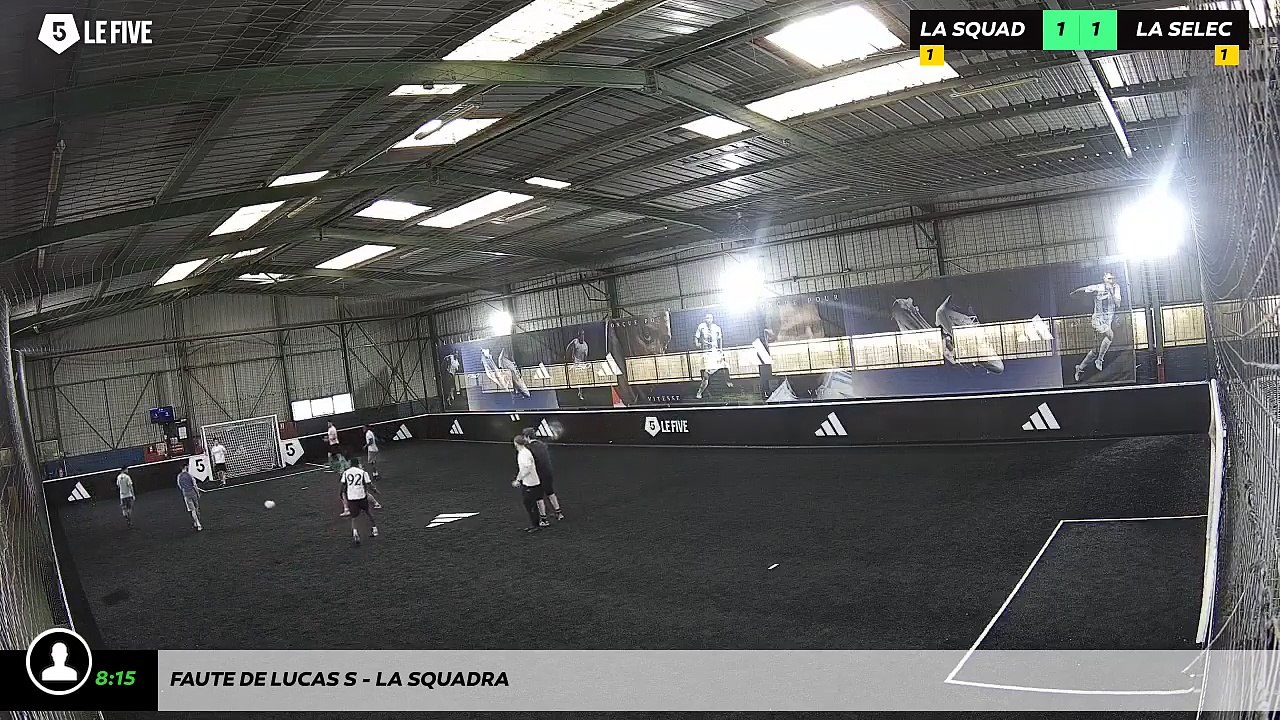 Faute de Lucas S - La Squadra