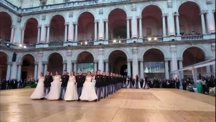 Il video del «Ballo delle debuttanti» dell'Accademia militare di Modena