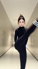 HD Gril - 腫么辦  我已經控制不住我的四肢了 - 1480360460039235(HD)HD Gril - 腫么辦  我已經控制不住我的四肢了 - 1480360460039235(HD)