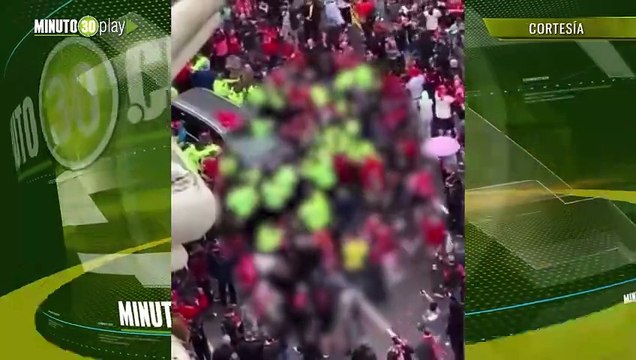 Decenas de hinchas del Liverpool fueron atropellados en medio de las celebraciones del título