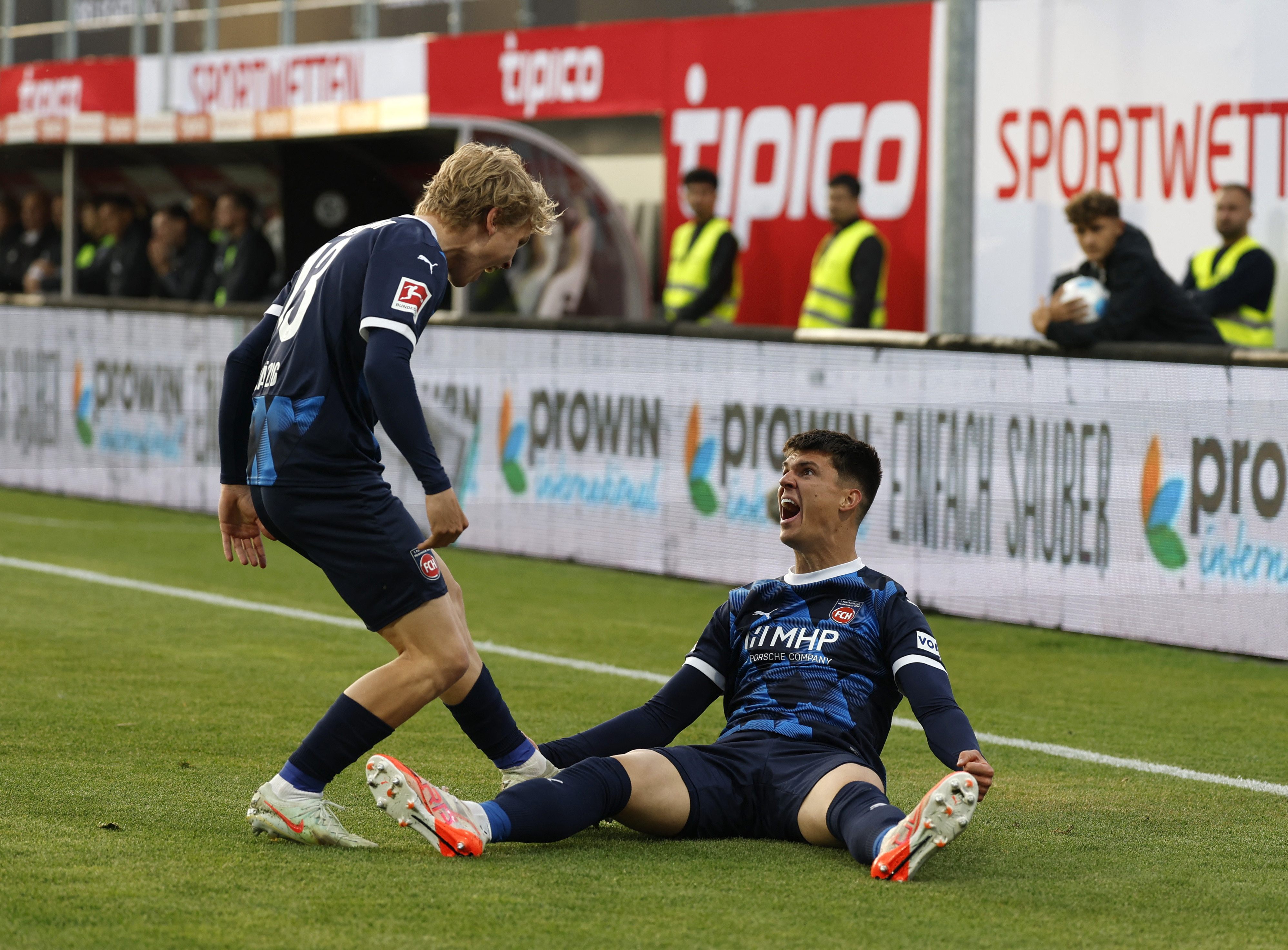 Barrages Bundesliga : Heidenheim arrache son maintien à la 95e !