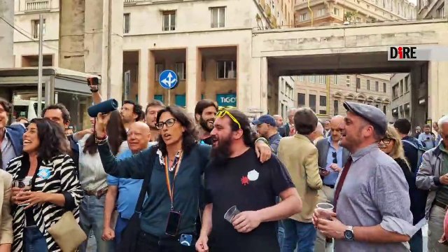 Genova - COMUNALI. GENOVA, BIRRE E CANTI A SQUARCIAGOLA DAVANTI A POINT SALIS (26.05.25)
