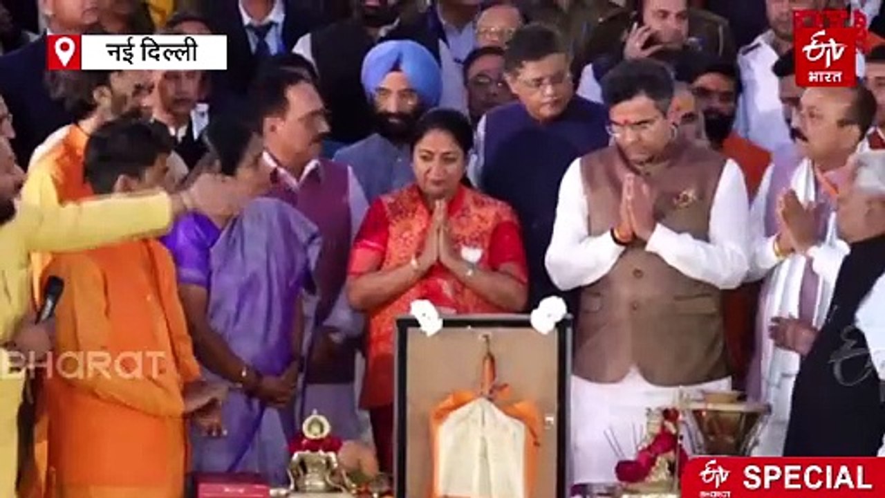 100 दिन पूरे होने पर दिल्ली में बीजेपी सरकार गि...