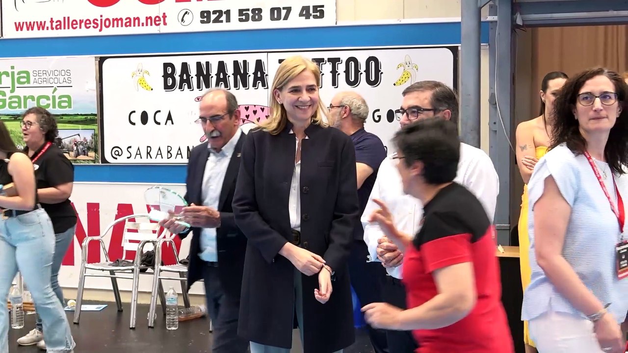 La infanta Cristina y Pablo Urdangarin, complicidad y abrazos a pie de pista