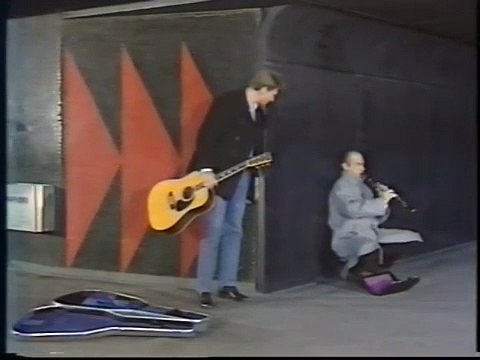 06 Décembre 1985 – Johnny Hallyday & Guy Marchand : Sketch Métro Blues sur TF1