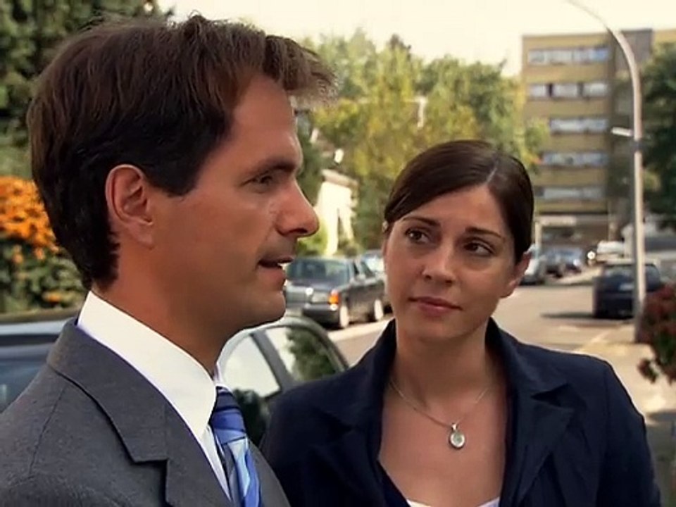 Hilfe, Hochzeit! E02 Dienstag