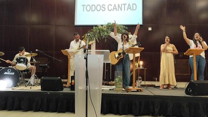 Dar gloria a su nombre. Alabanza Cristiana🙏