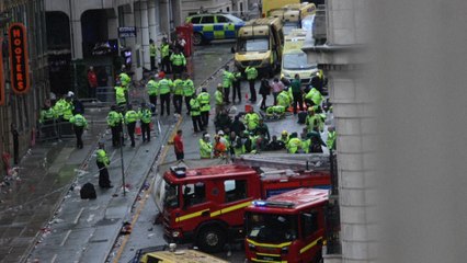 Liverpool: une voiture fonce sur la foule fêtant le titre du club de foot