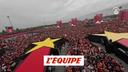 Les incroyables images de la célébration du 25e titre de champion de Galatasaray  - Foot - Turquie