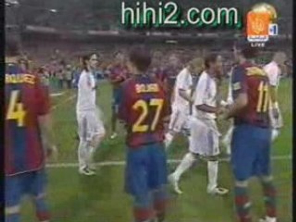 FC.Barcelona-Xavi & ABIDAL