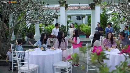 Cinta Laki-Laki Biasa (2016)