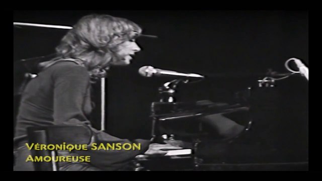 VÉRONIQUE SANSON — AMOUREUSE – (Gary Osborne, Véronique Sanson / Véronique Sanson) ～ Tour de chant (3 novembre 1972) | LES JOLIES DEMOISELLES DE LA CHANSON FRANÇAISE DES ANNÉES 70 | VOLUME 1