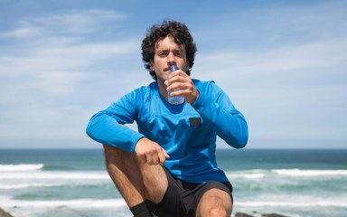 L'acqua gassata fa dimagrire e abbassa la glicemia? Parla la nutrizionista