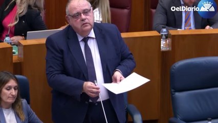 Un grupo de madres interrumpe el pleno en las Cortes de Castilla y León por la falta de pediatras en La Bañeza