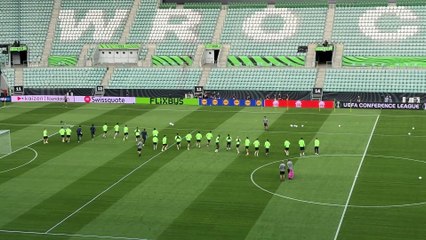 Lo Celso se prueba en el entrenamiento oficial del Betis en Breslavia