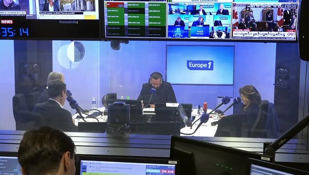 Cyril Hanouna - «Les dépenses dérapent» - F. Bayrou va demander un effort aux Français : «C’est marrant qu’il ne demande pas un effort à l’État», réagit Gauthier Le Bret