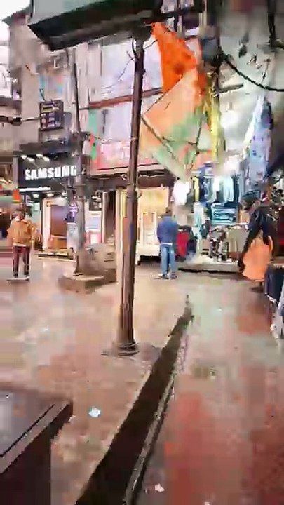 Walking Through Manali Mall Road in Rainy Weather | Relaxing Chill Vlog