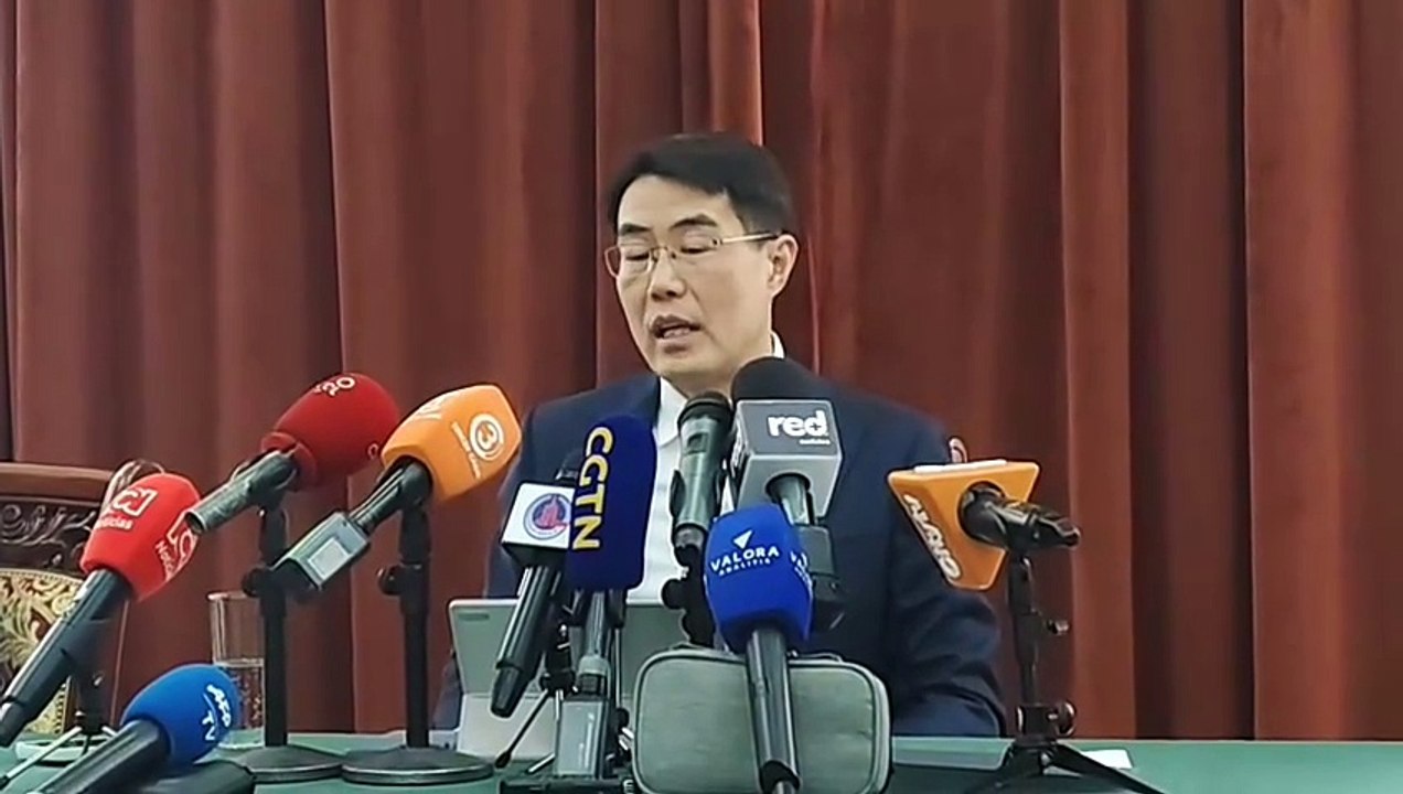 El embajador de China en Colombia, Zhu Jingyang