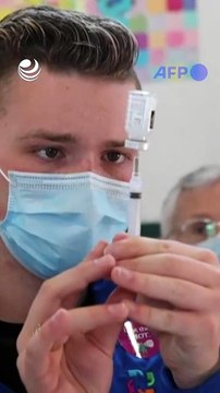 EU deja de recomendar las vacunas anticovid-19 para niños y embarazadas