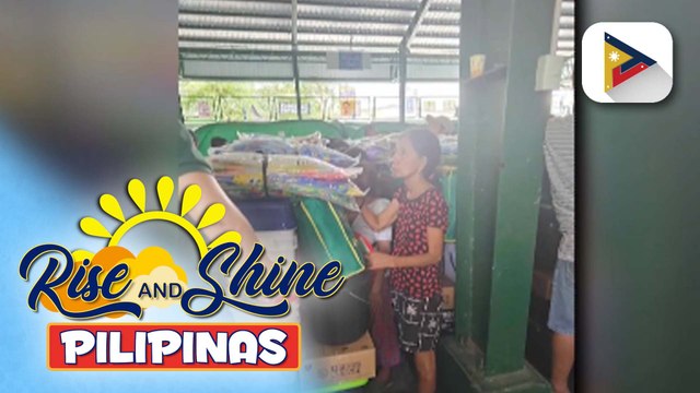 DSWD, namahagi ng 90 family food packs, 90 sleeping kits at 90 hygiene kits sa mga nasunugan sa Brgy. San Antonio sa Parañaque