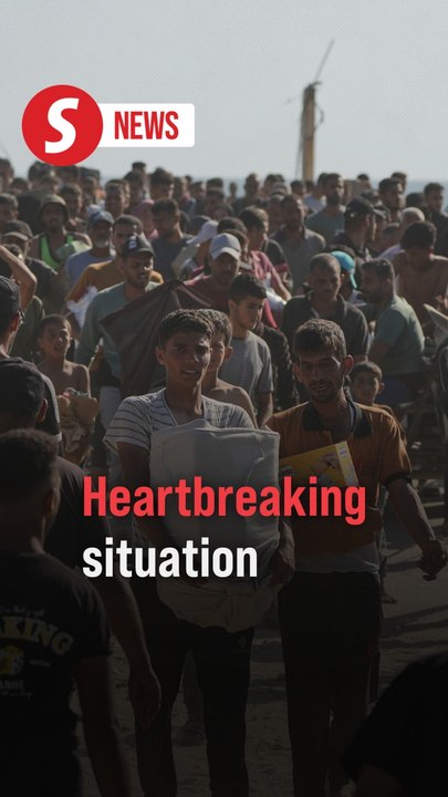 Palestinians rush to aid centers backed by US, Israel despite concerns