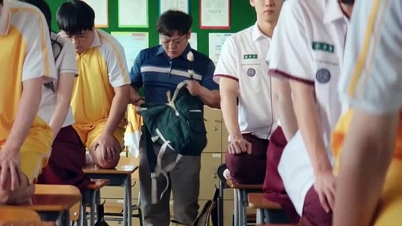 Part 2 _ Duffer Boy 💗 Topper Girl - High School Love Story - New Korean Drama Explain in hindi_720p