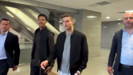 Oosterwolde ve Mert Müldür Çağlayan Adliyesi'nde