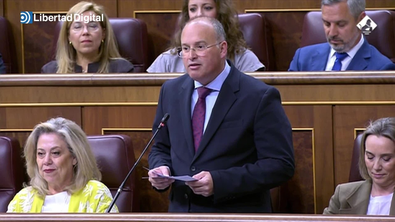 Tellado a Aagesen: "Era difícil prevenir el apagón mientras conspiraban contra la UCO"