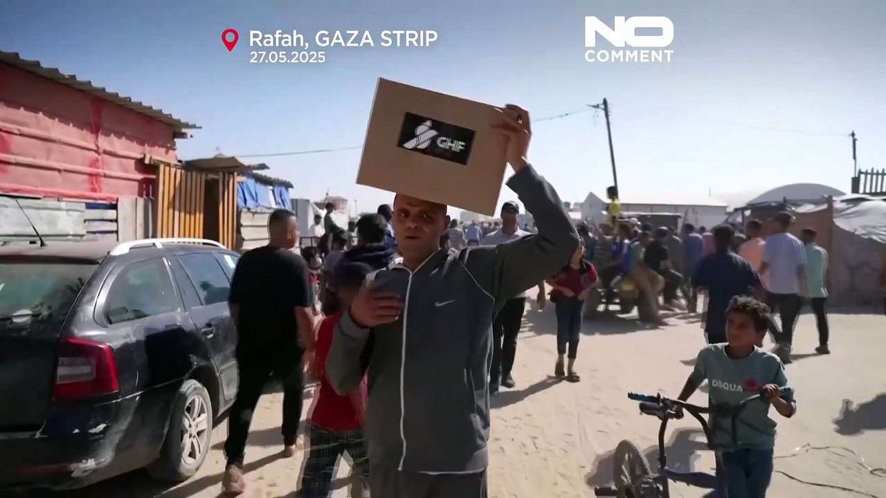 Tausende versammeln sich im neu eröffneten Gaza-Hilfszentrum in Rafah