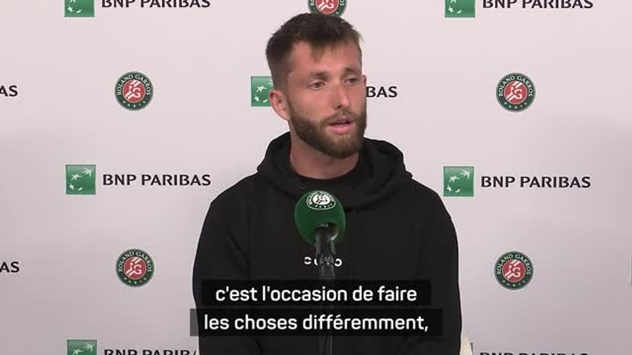 Roland-Garros - Moutet : “Djokovic ? Toujours un honneur de jouer ce genre de joueur”