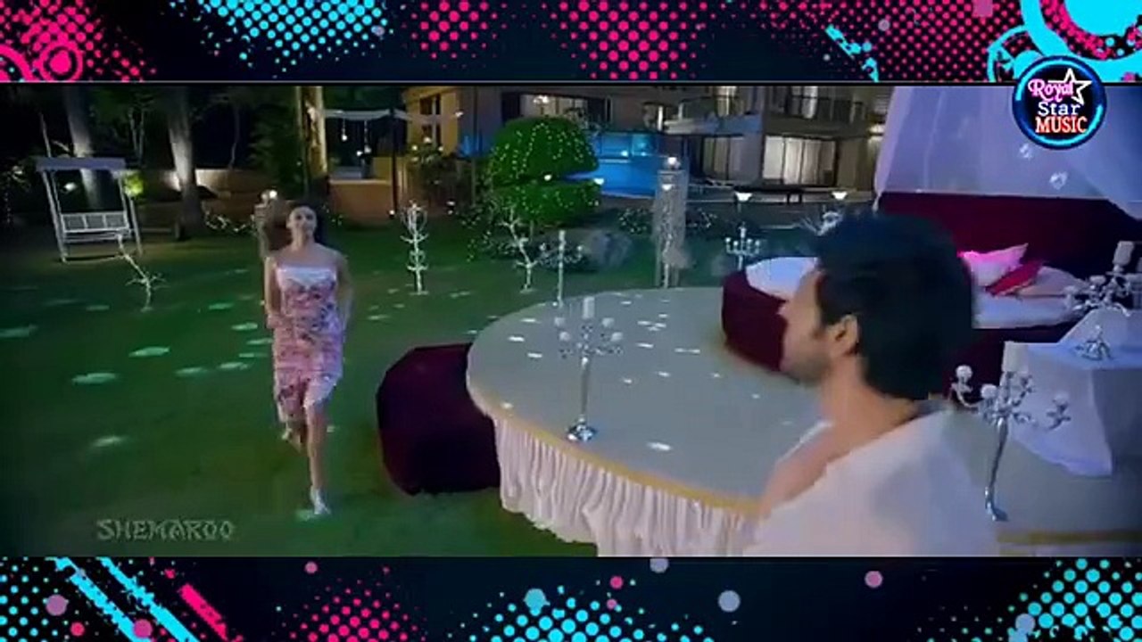 New_Hot_Bollywood_Song_Tu_cheez_badi_Hai_Mast_Mast