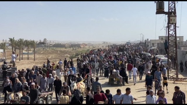 Il dramma della distribuzione degli aiuti a Gaza, almeno 47 feriti