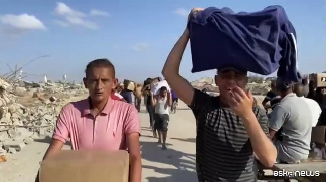 Il dramma della distribuzione degli aiuti a Gaza, almeno 47 feriti