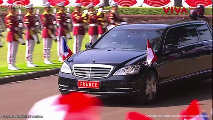 Macron dan Istri Disambut Prabowo di Istana Negara