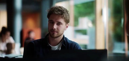 Tráiler de Esta noche duermes conmigo, película en Netflix