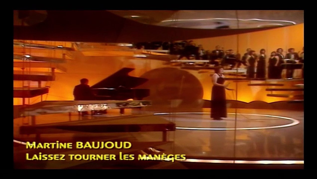 MARTINE BAUJOUD — LAISSEZ TOURNER LES MANÈGES – (Yves Dessca / James Bolden) ～ Taratata (14 février 1974) | LES JOLIES DEMOISELLES DE LA CHANSON FRANÇAISE DES ANNÉES 70 | VOLUME 1
