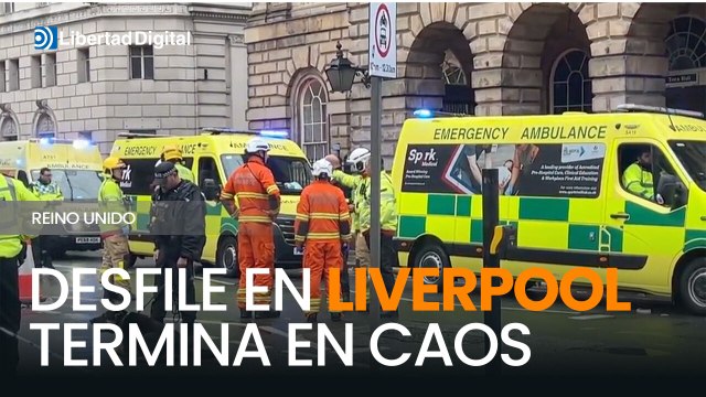 Atropello múltiple en Liverpool: el conductor accedió al desfile tras una ambulancia