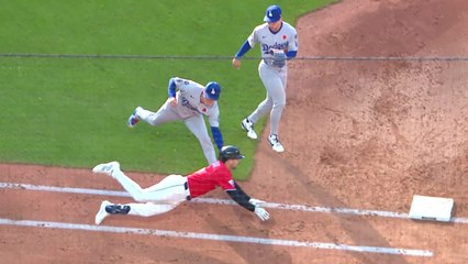 Yoshinobu Yamamoto + Joyita a la defensiva