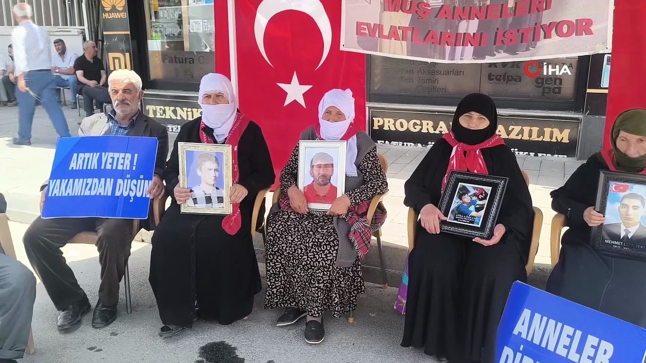 Muş'ta evlat nöbeti sürüyor! Aileler süreçten umutlu