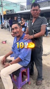 En Bolivia puede faltar todo… menos talento: Peluquero ofrece cortes a Bs 10 en plena avenida Mutualista
