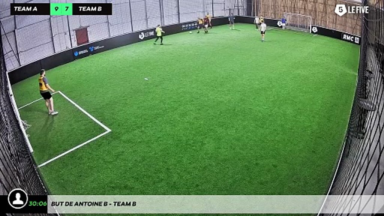 But de Antoine B - Team B